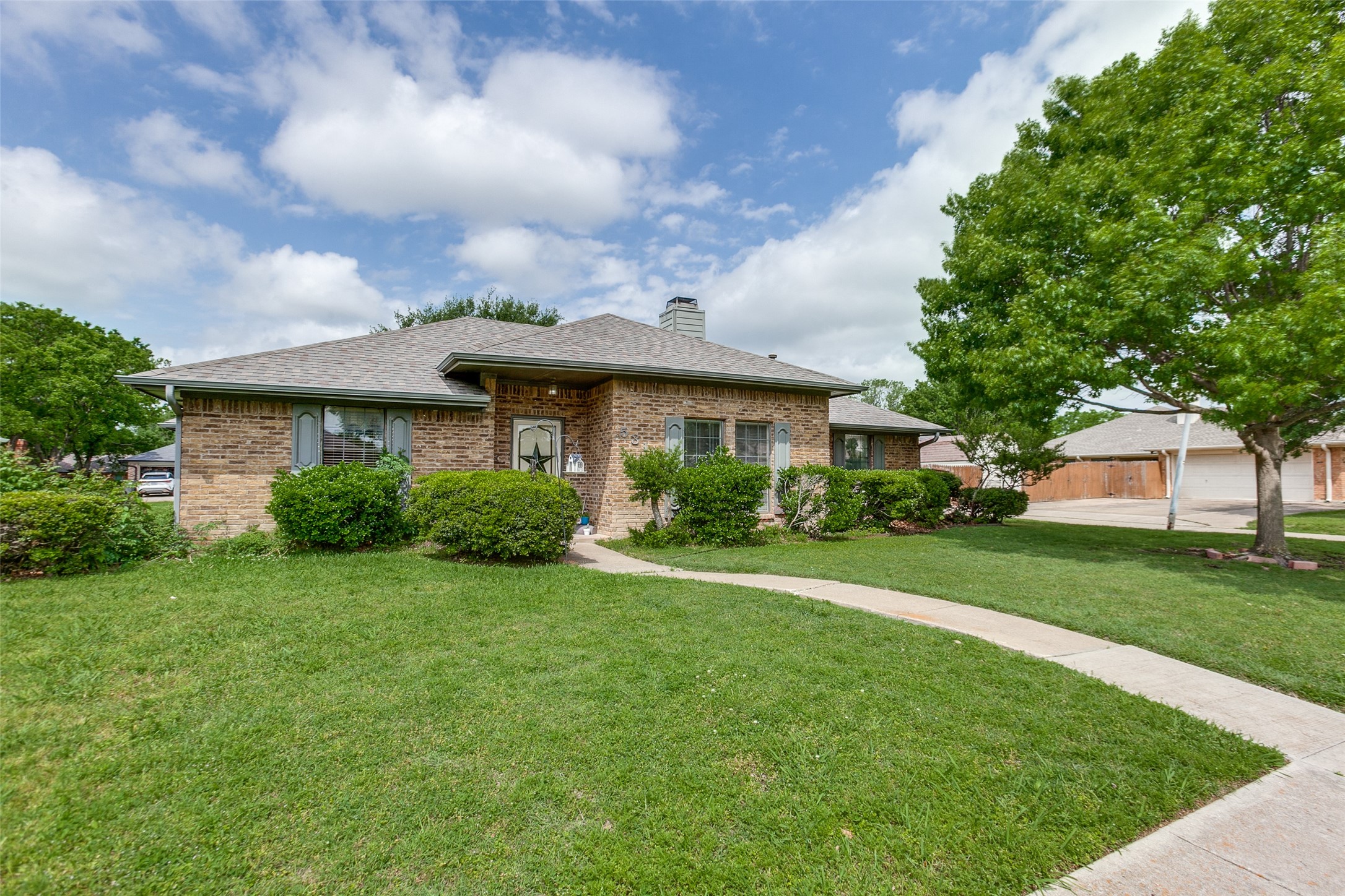 5319 Park Lake Boulevard Sachse TX 75048