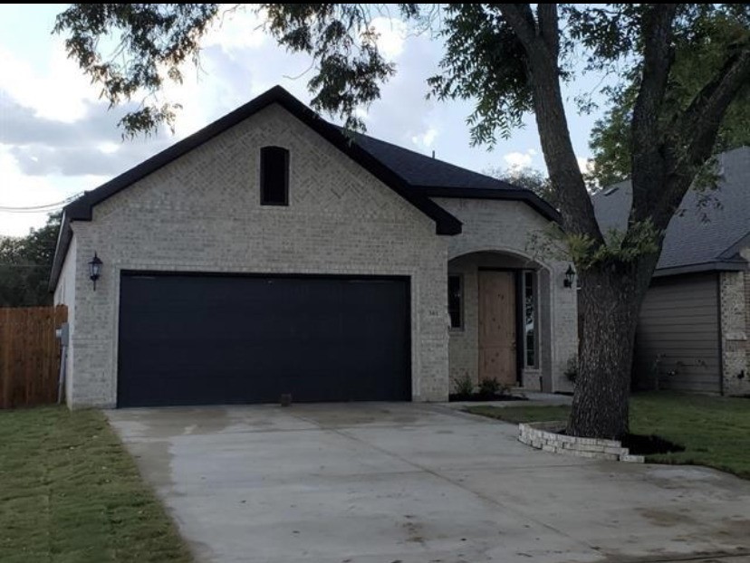 2002 Fort Worth Street Grand Prairie TX 75050