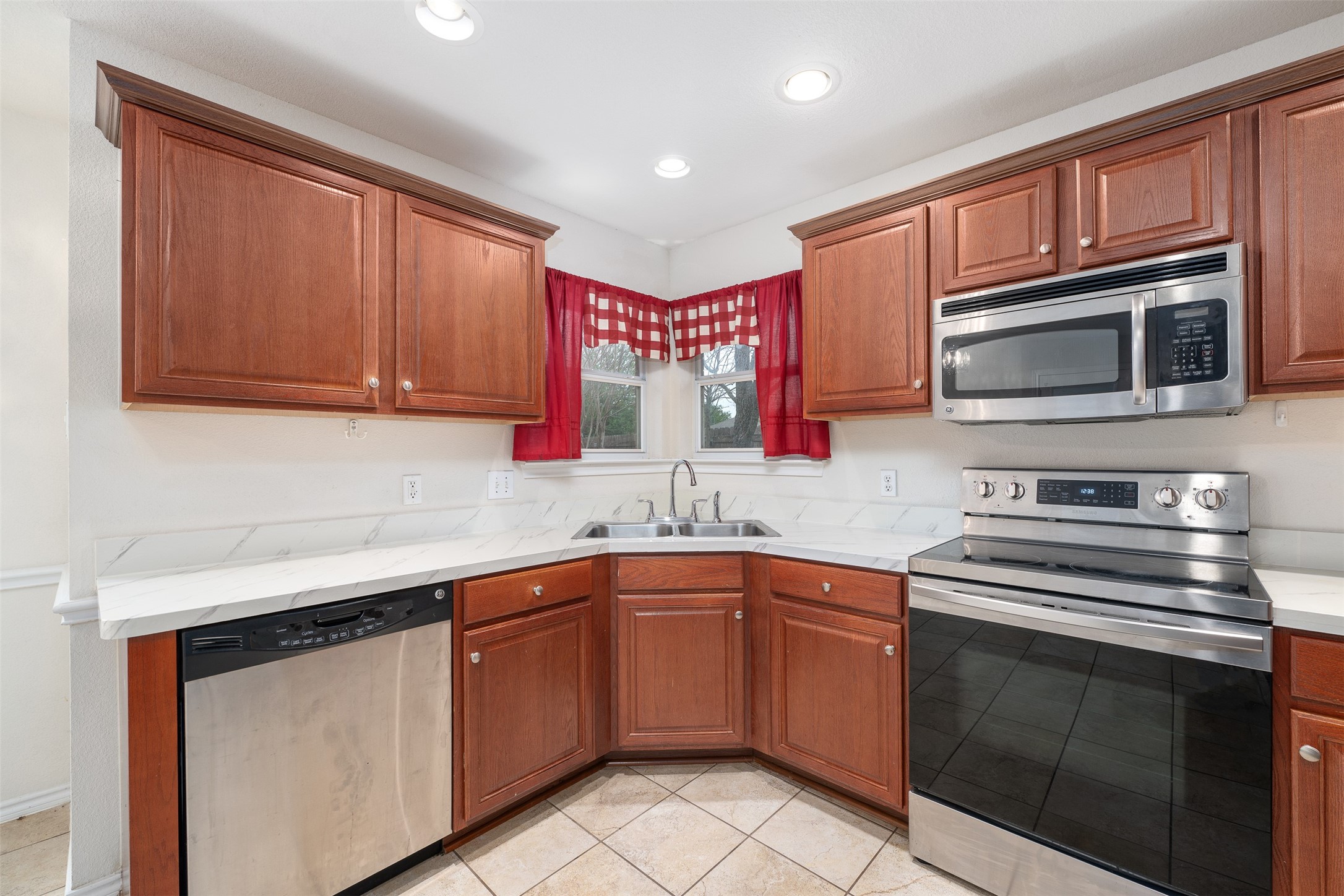 315 Rose Avenue Cleburne TX 76033