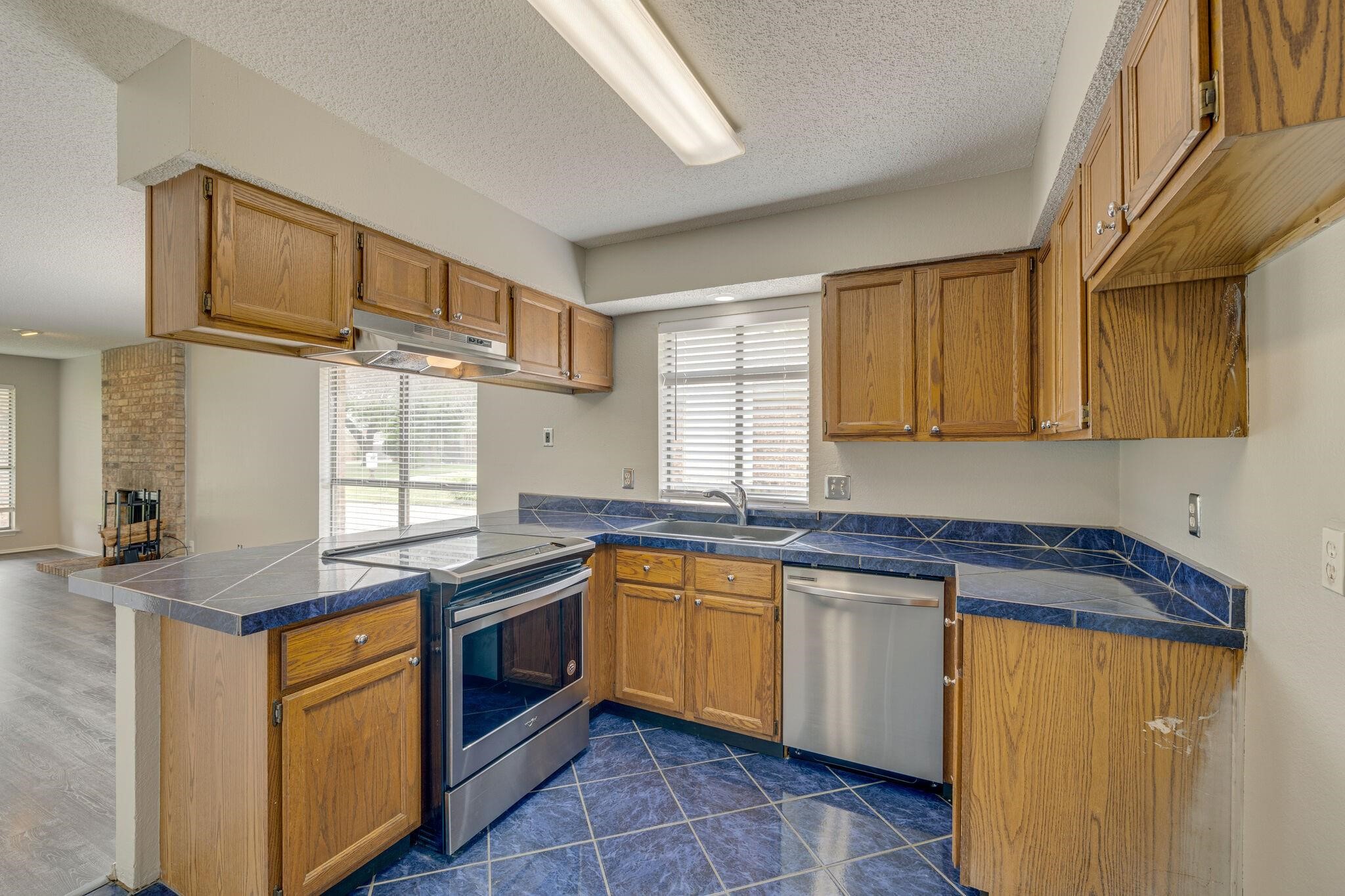 6821 Sierra Drive North Richland Hills TX 76180