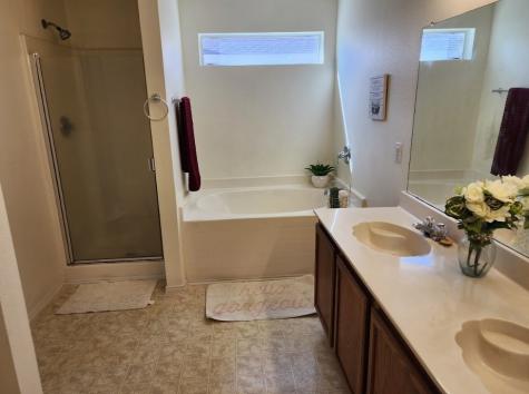2115 Dove Grand Prairie TX 75052