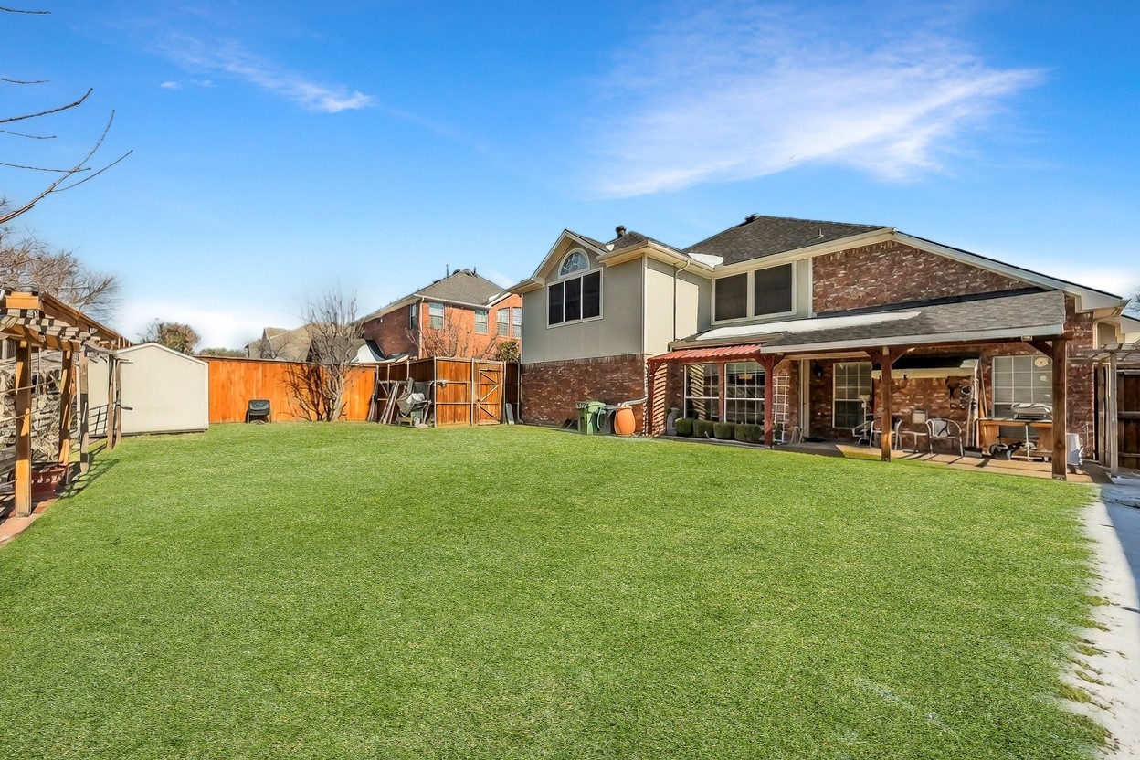 3221 Summerfield Drive Richardson TX 75082