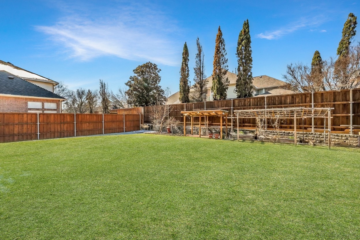 3221 Summerfield Drive Richardson TX 75082