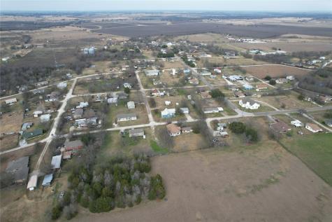 103 W 3rd Street Barry TX 75102