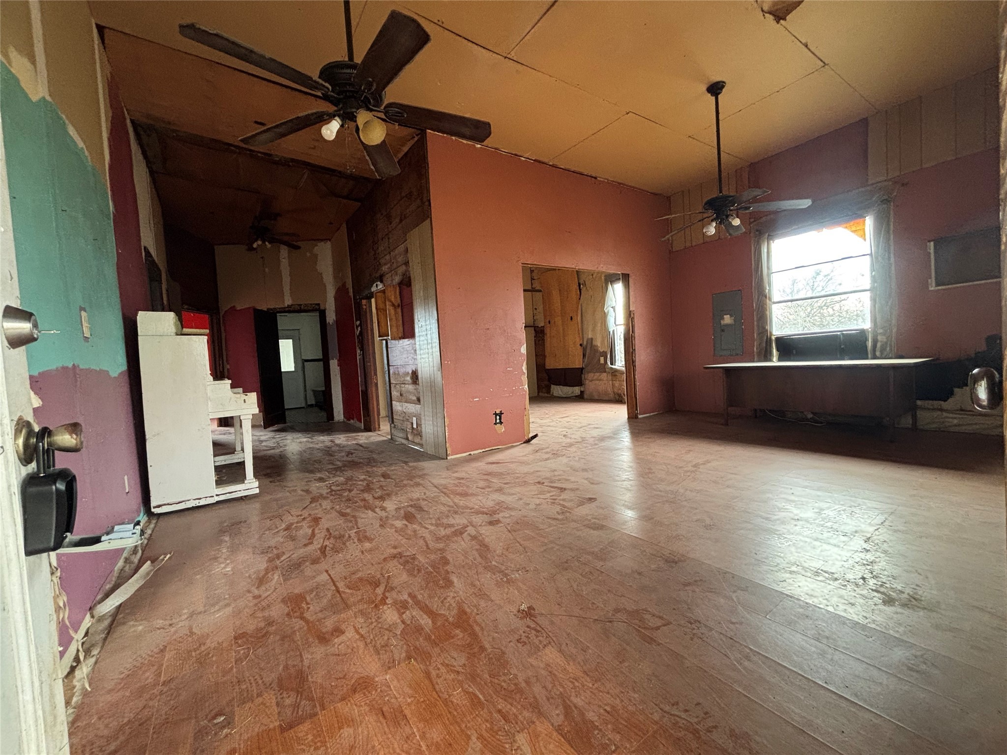 103 W 3rd Street Barry TX 75102