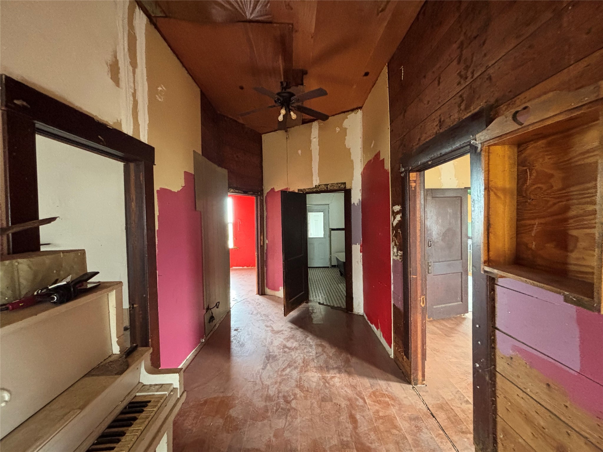 103 W 3rd Street Barry TX 75102