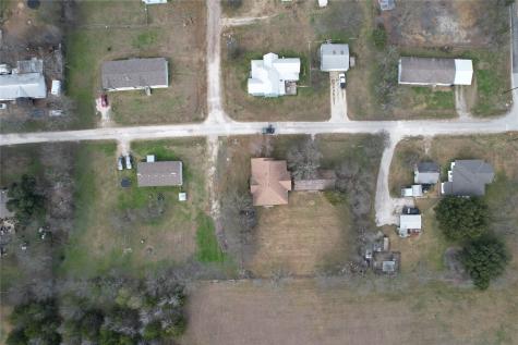 103 W 3rd Street Barry TX 75102