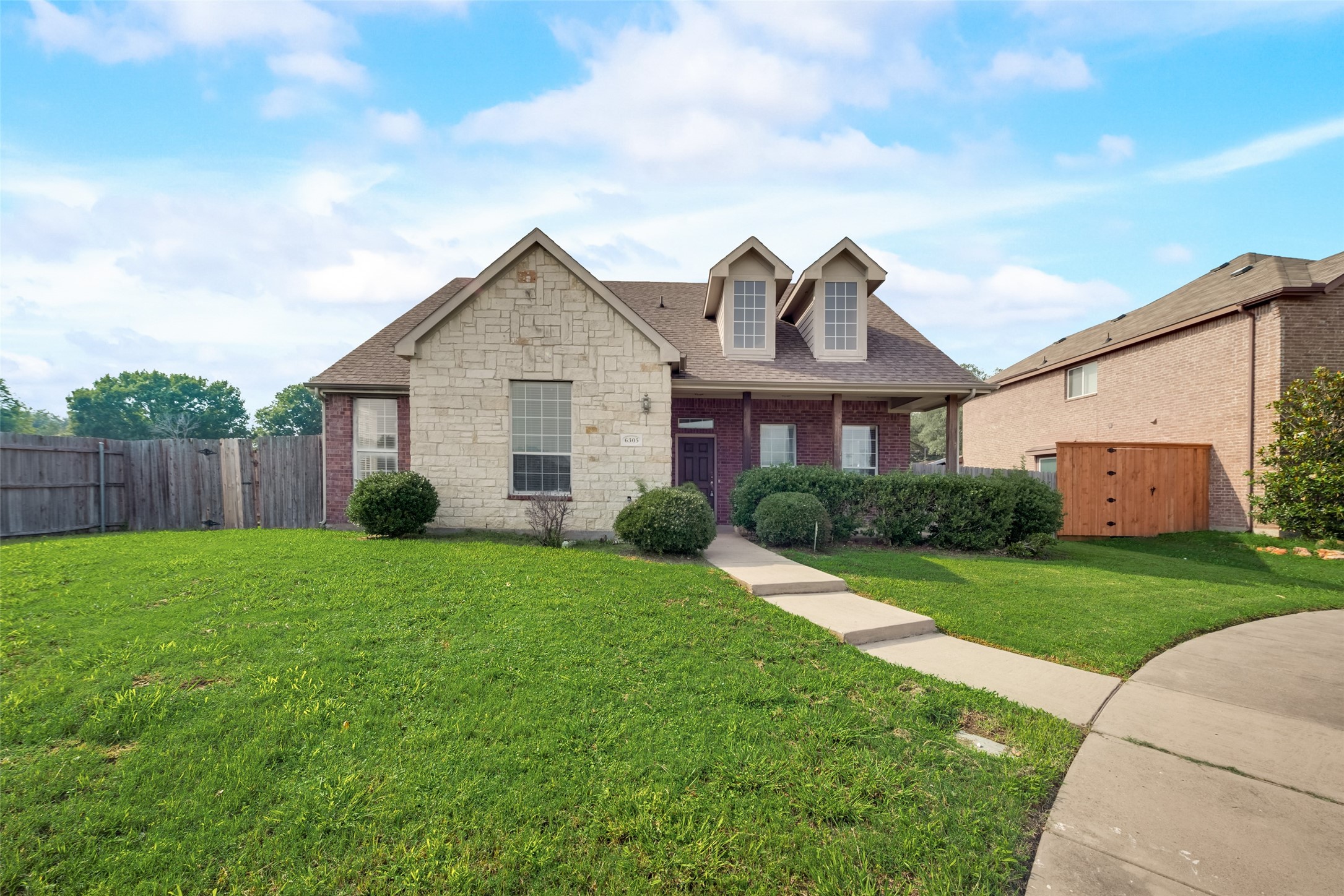6305 Marlbourough Court Garland TX 75043