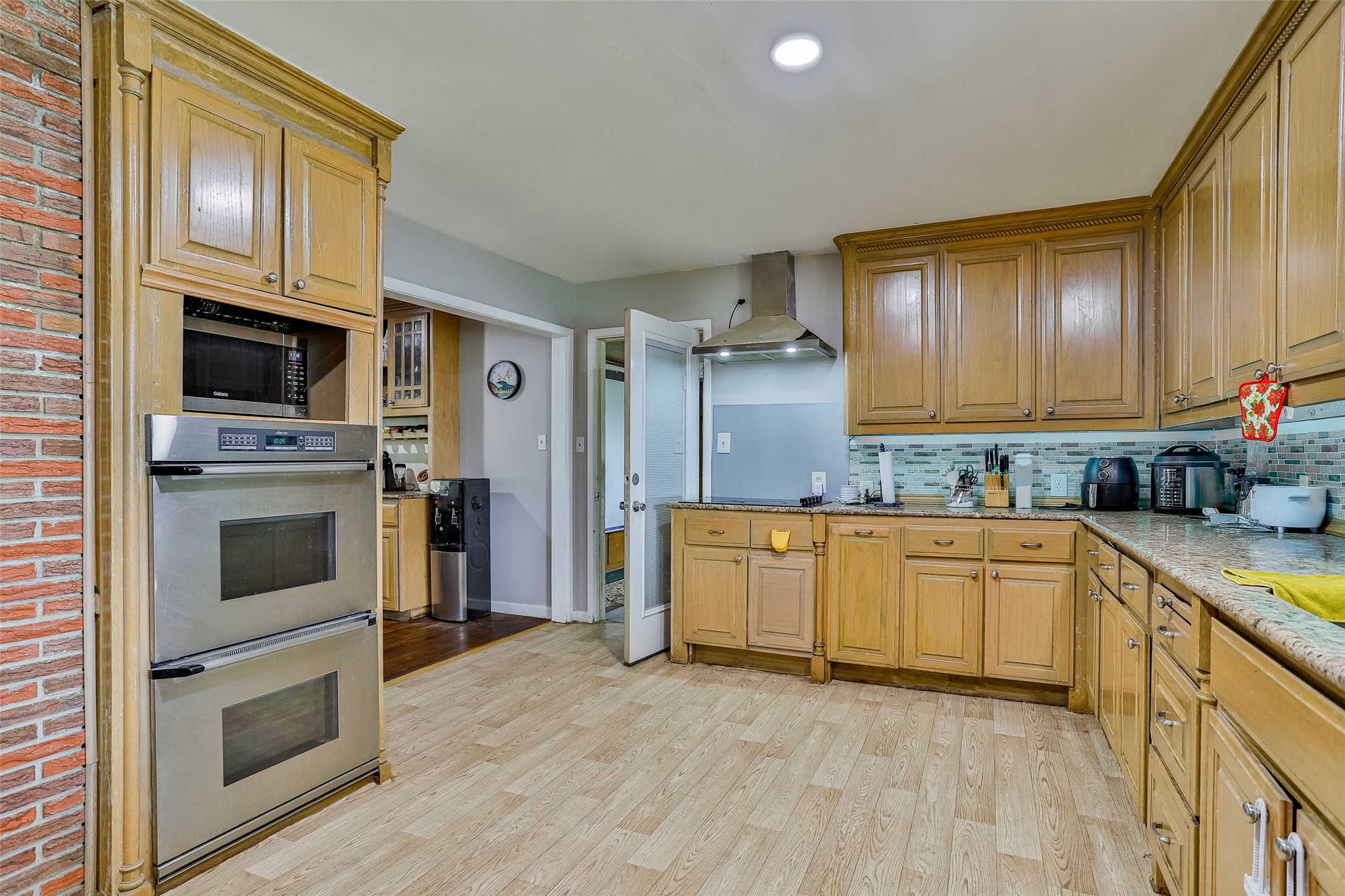 1420 Lake Shore Drive Fort Worth TX 76103