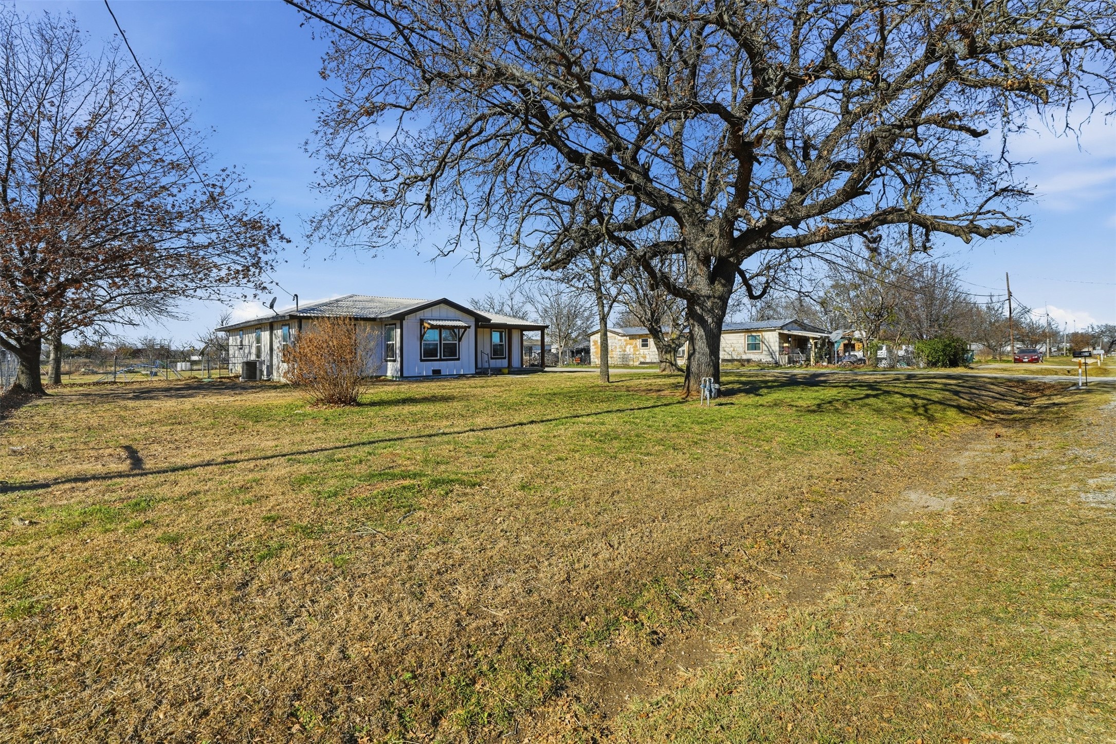 414 Fannin Street Millsap TX 76066