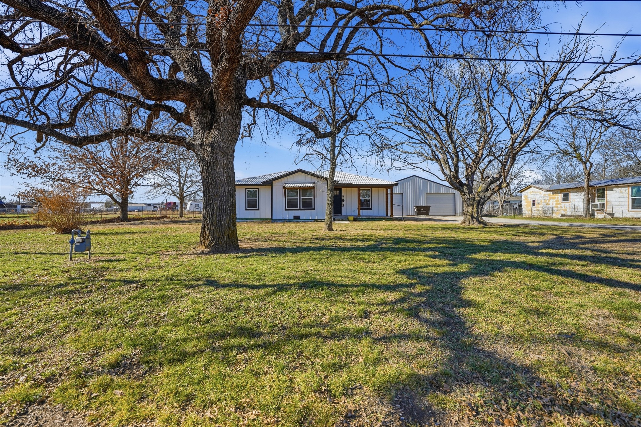414 Fannin Street Millsap TX 76066
