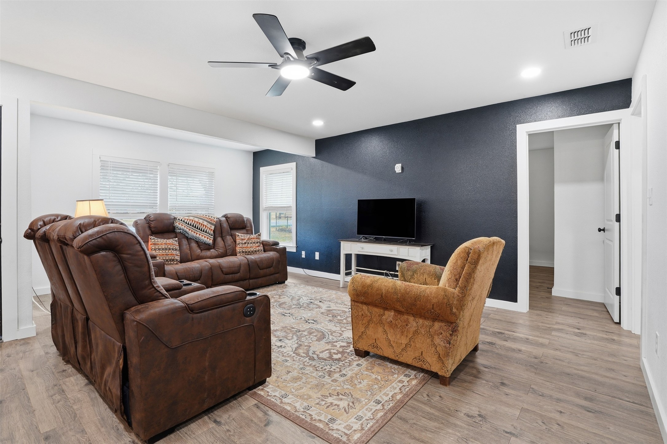 414 Fannin Street Millsap TX 76066