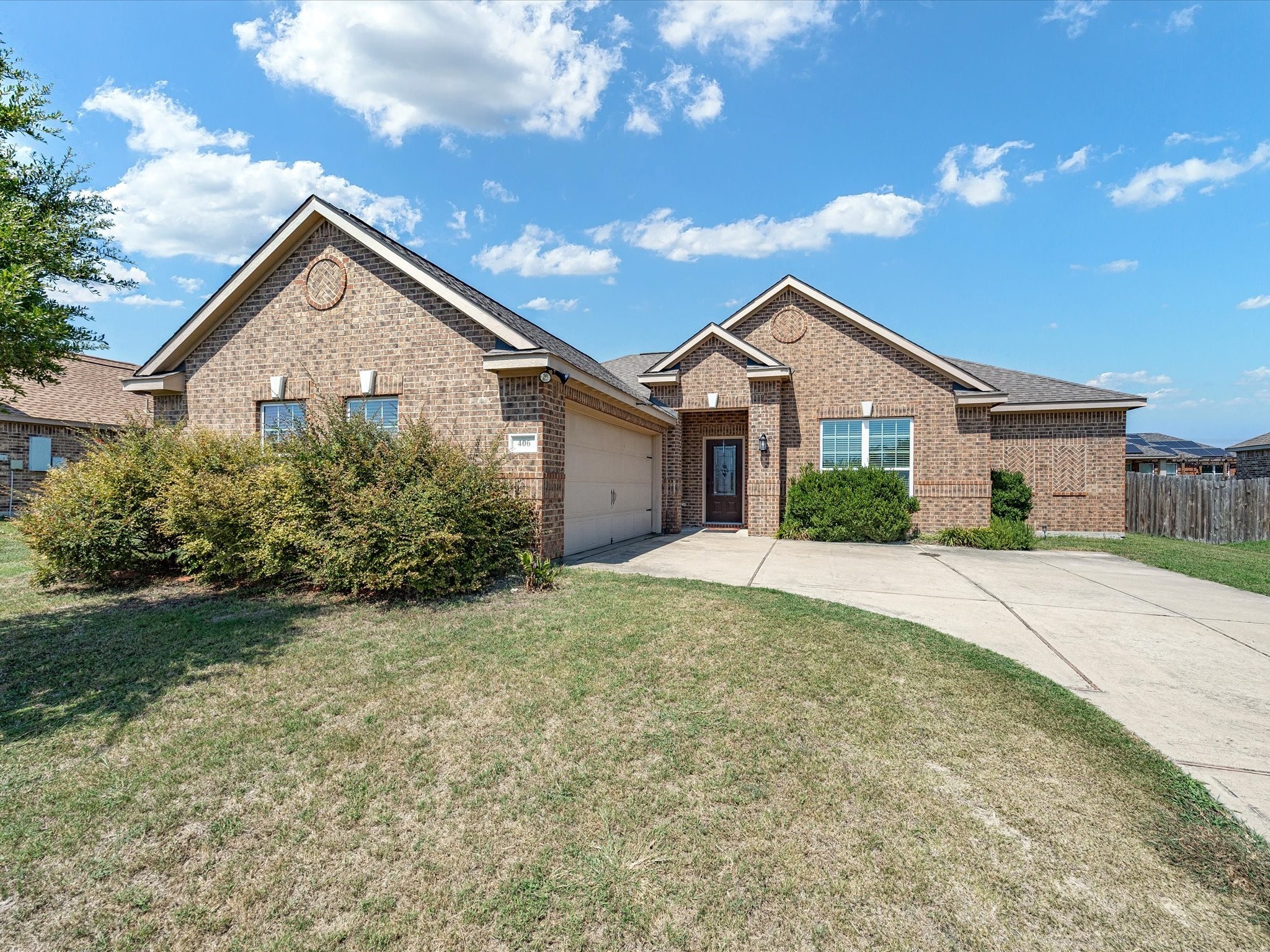 406 Lake Street Red Oak TX 75154