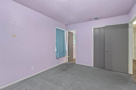 306 Bluebird Circle Denton TX 76209