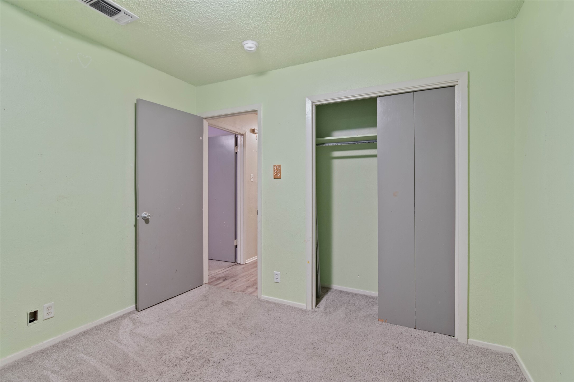 306 Bluebird Circle Denton TX 76209