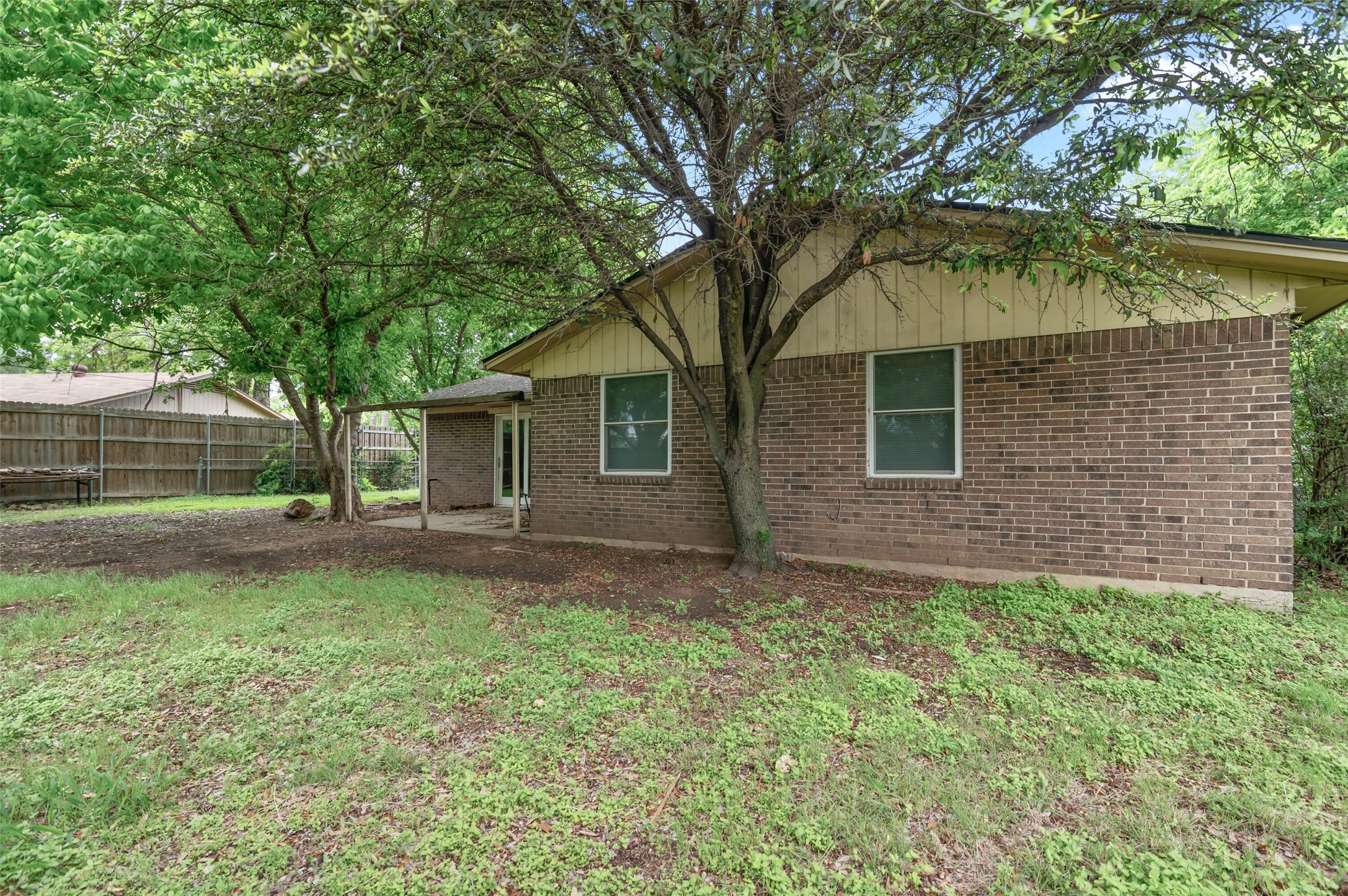 306 Bluebird Circle Denton TX 76209