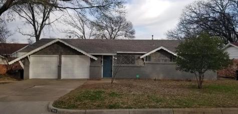 1913 Shelman Trail Fort Worth TX 76112
