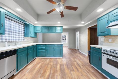 814 N Spring Street Grand Saline TX 75140