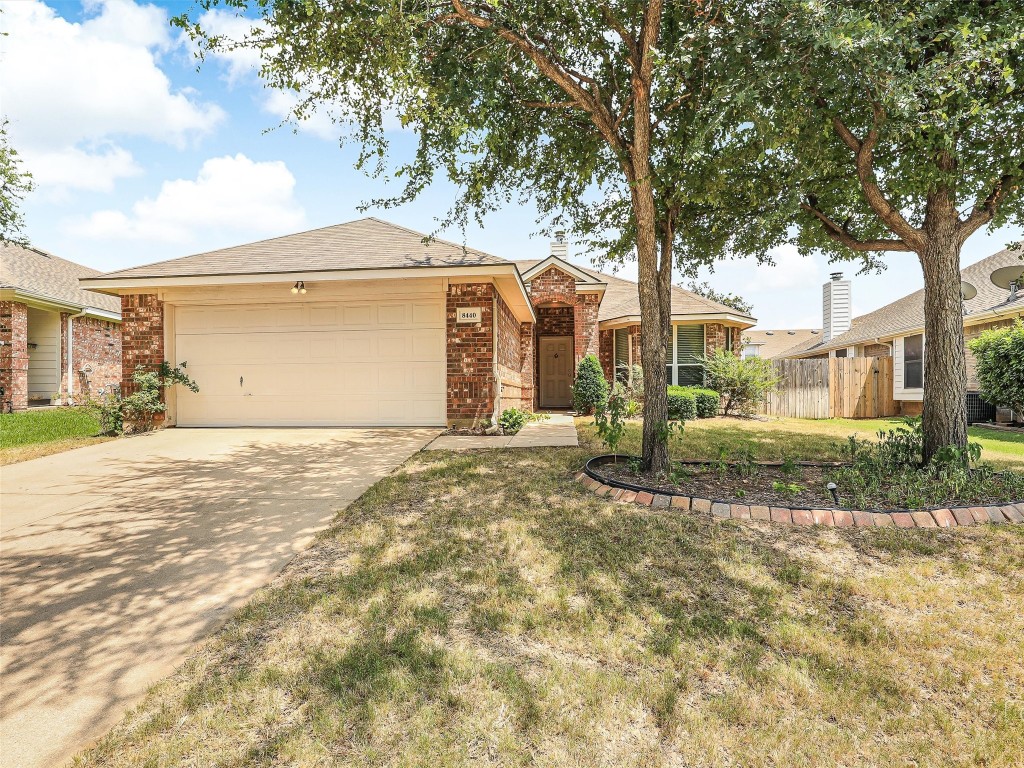 8440 Hawks Nest Drive Fort Worth TX 76131
