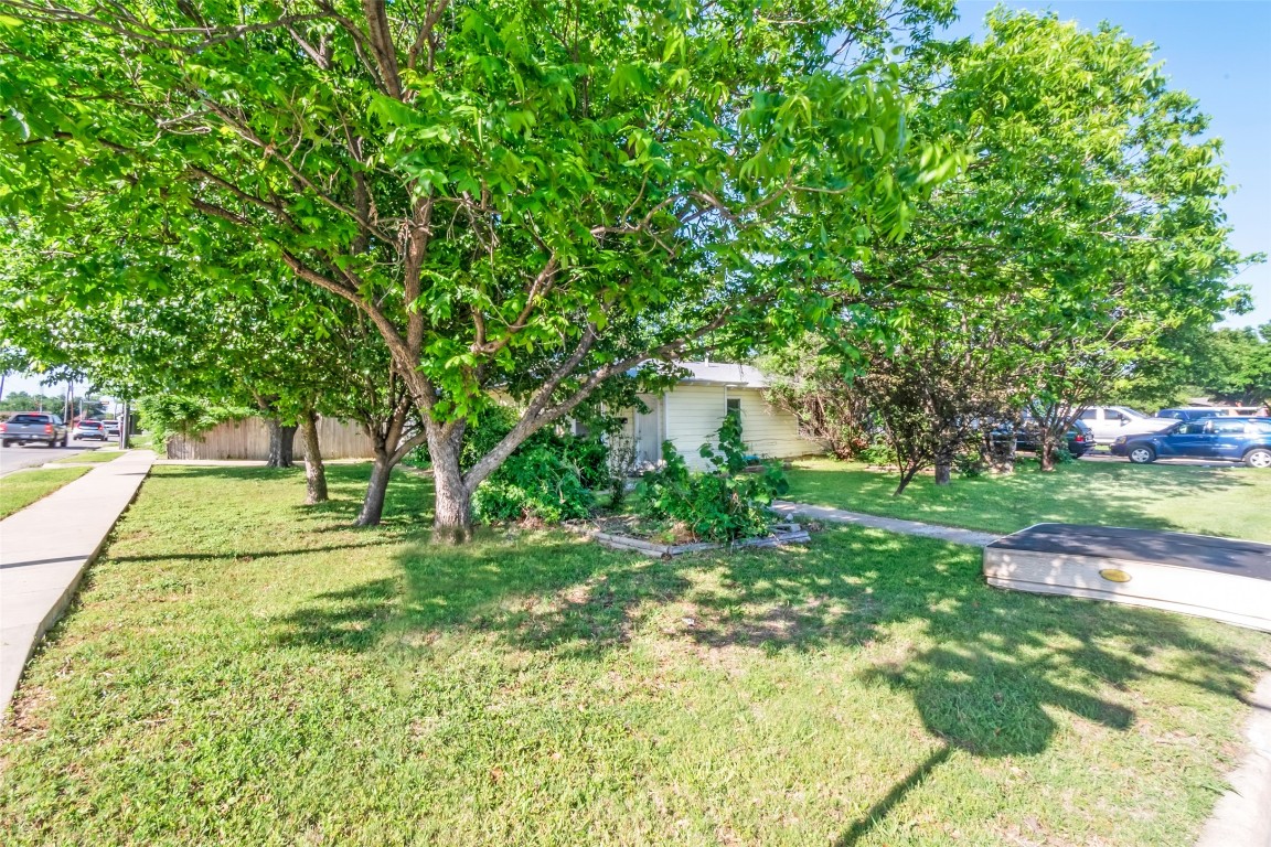 5101 Ira Street Haltom City TX 76117
