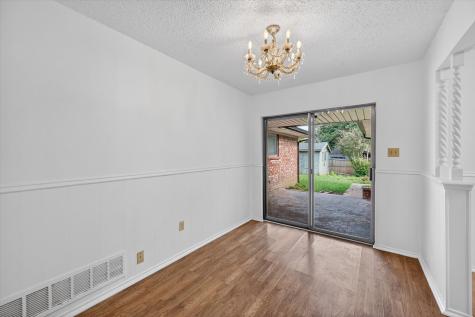 1607 Chisolm Trail Lewisville TX 75077
