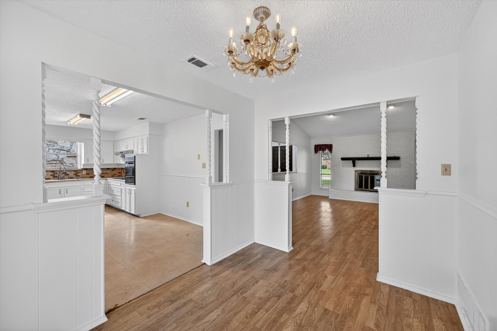 1607 Chisolm Trail Lewisville TX 75077
