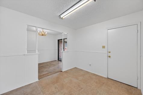 1607 Chisolm Trail Lewisville TX 75077