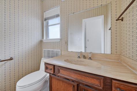 1607 Chisolm Trail Lewisville TX 75077