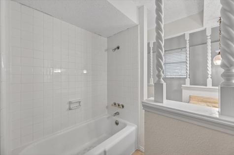 1607 Chisolm Trail Lewisville TX 75077
