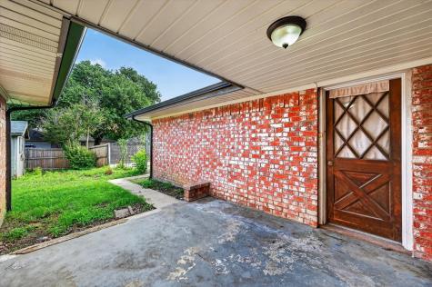 1607 Chisolm Trail Lewisville TX 75077