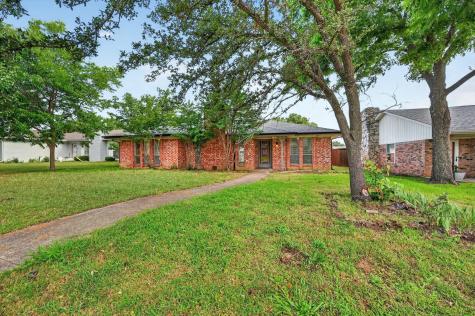1607 Chisolm Trail Lewisville TX 75077