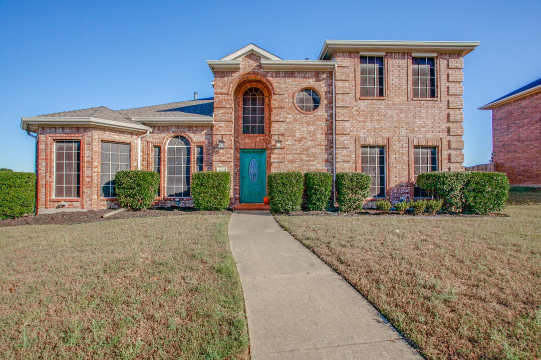 1633 Laurel Springs Court Desoto TX 75115