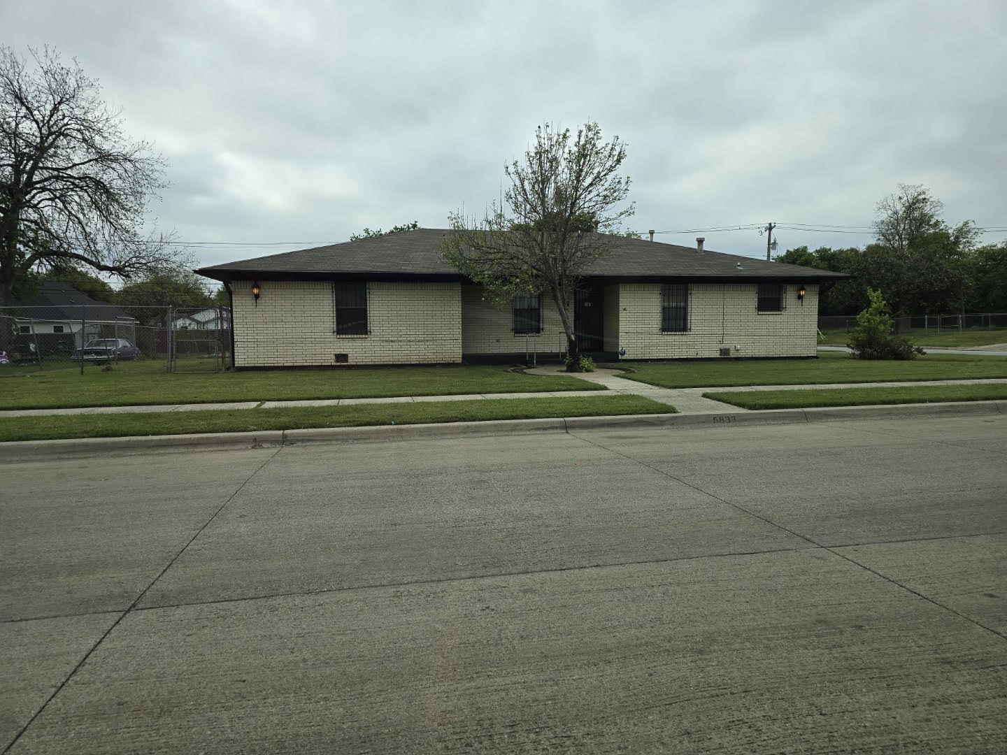 5833 Geddes Avenue Fort Worth TX 76107