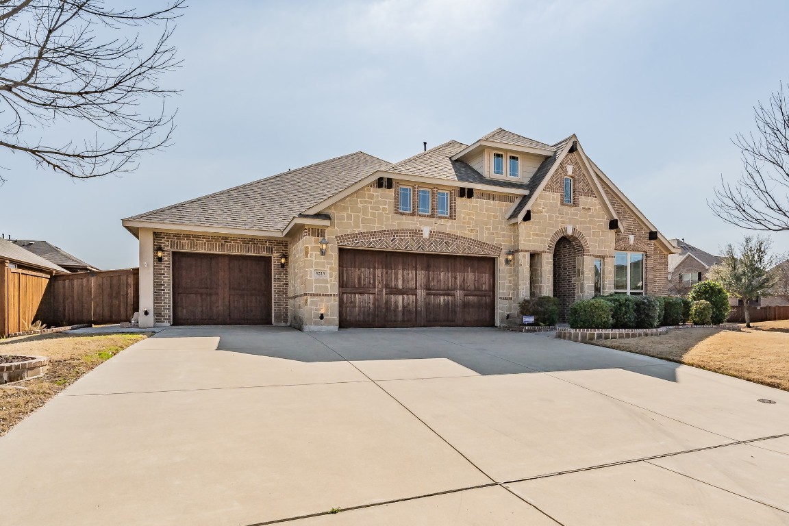 3223 Pampa Grand Prairie TX 75054