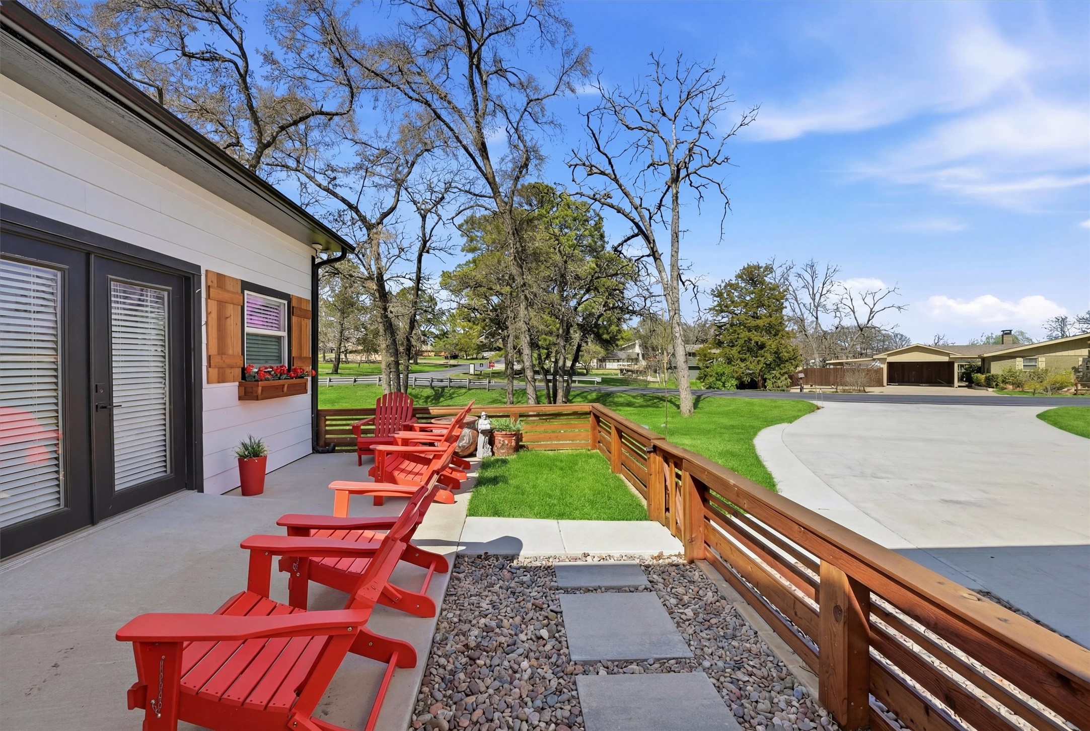 121 Kiowa Drive W Lake Kiowa TX 76240