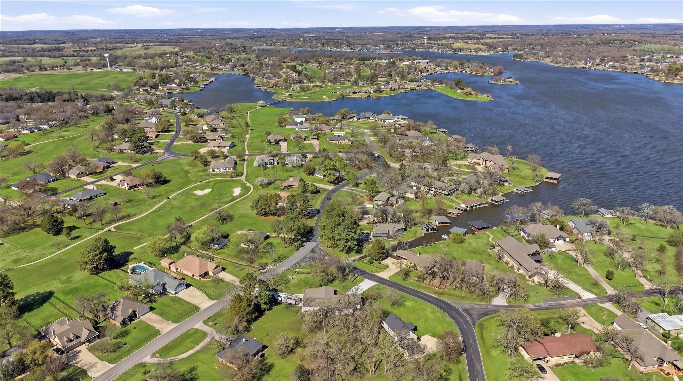121 Kiowa Drive W Lake Kiowa TX 76240