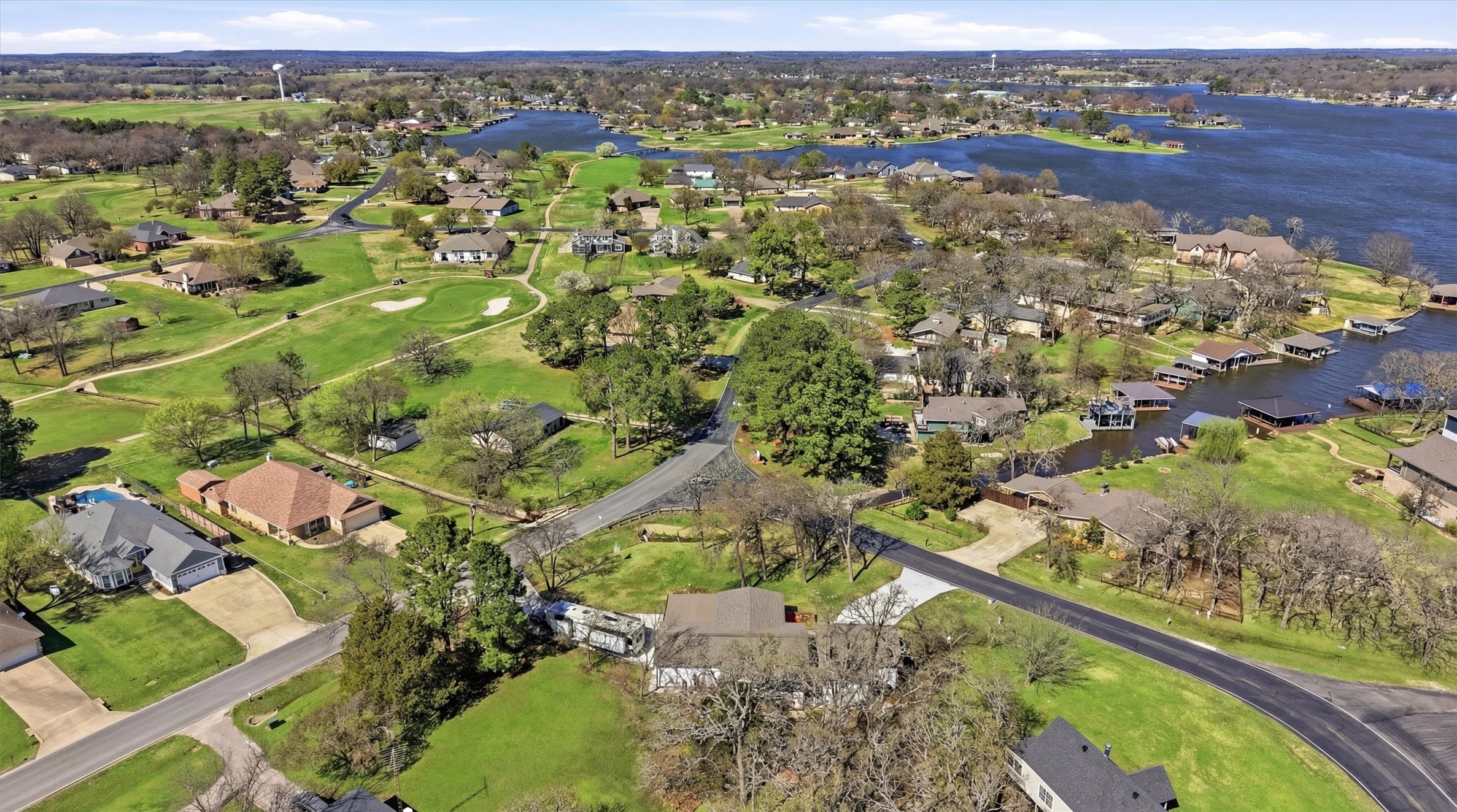 121 Kiowa Drive W Lake Kiowa TX 76240