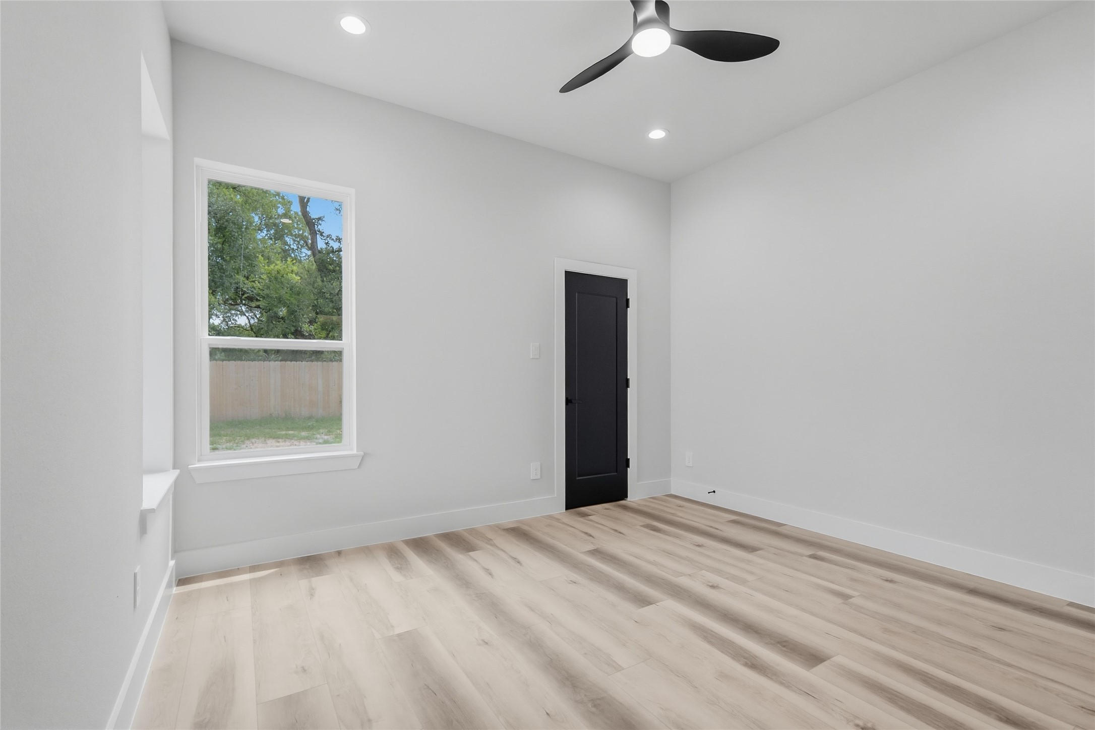 3914 Harlingen Street Dallas TX 75212