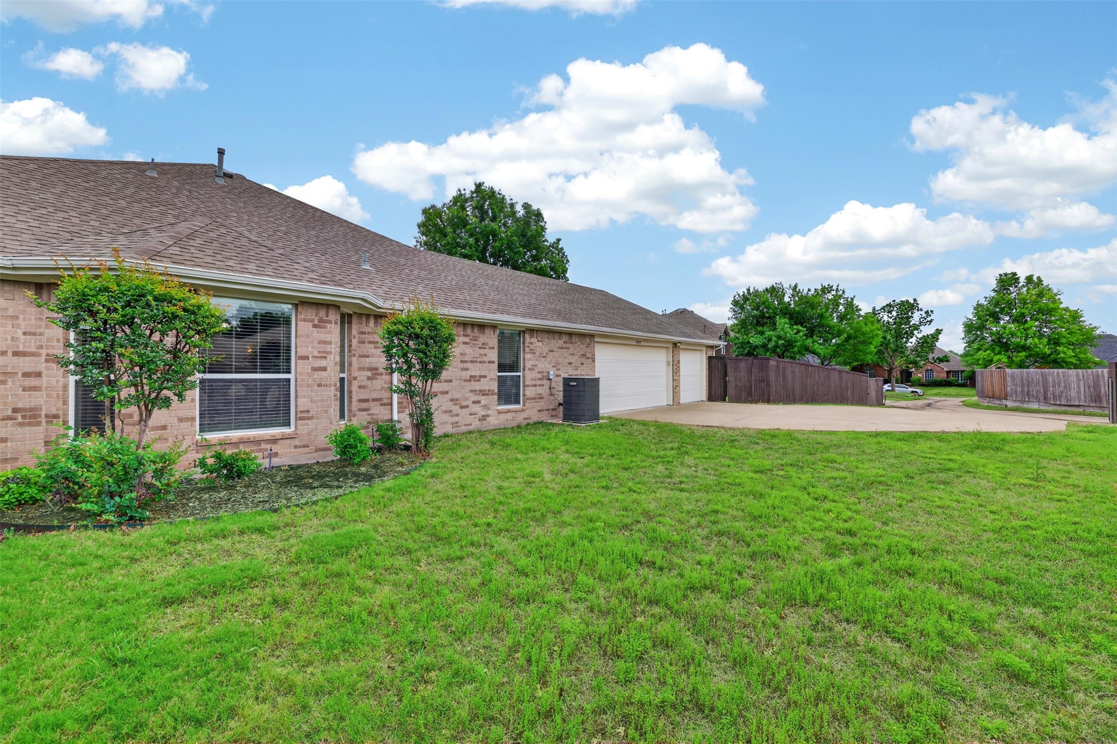 3002 Silver Springs Way Rowlett TX 75089