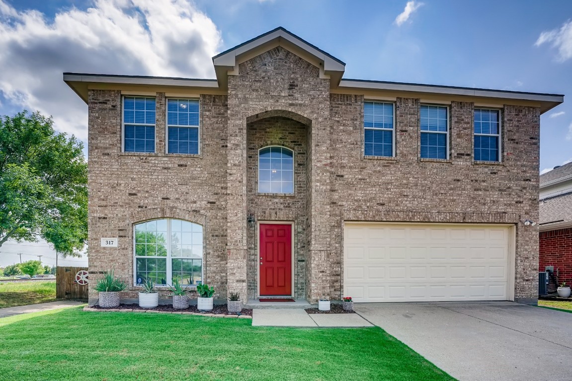 317 Creekview Drive Wylie TX 75098