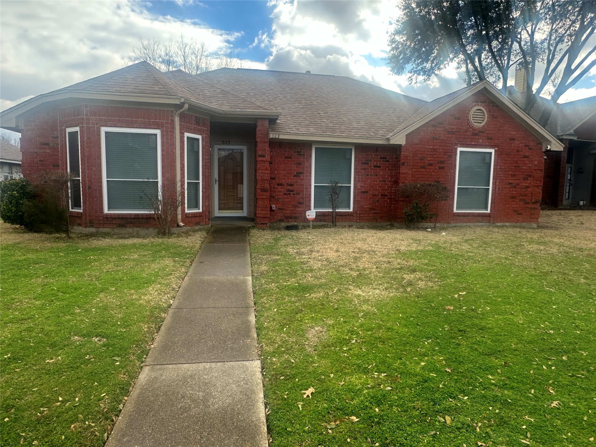 613 Atteberry Lane Lancaster TX 75146
