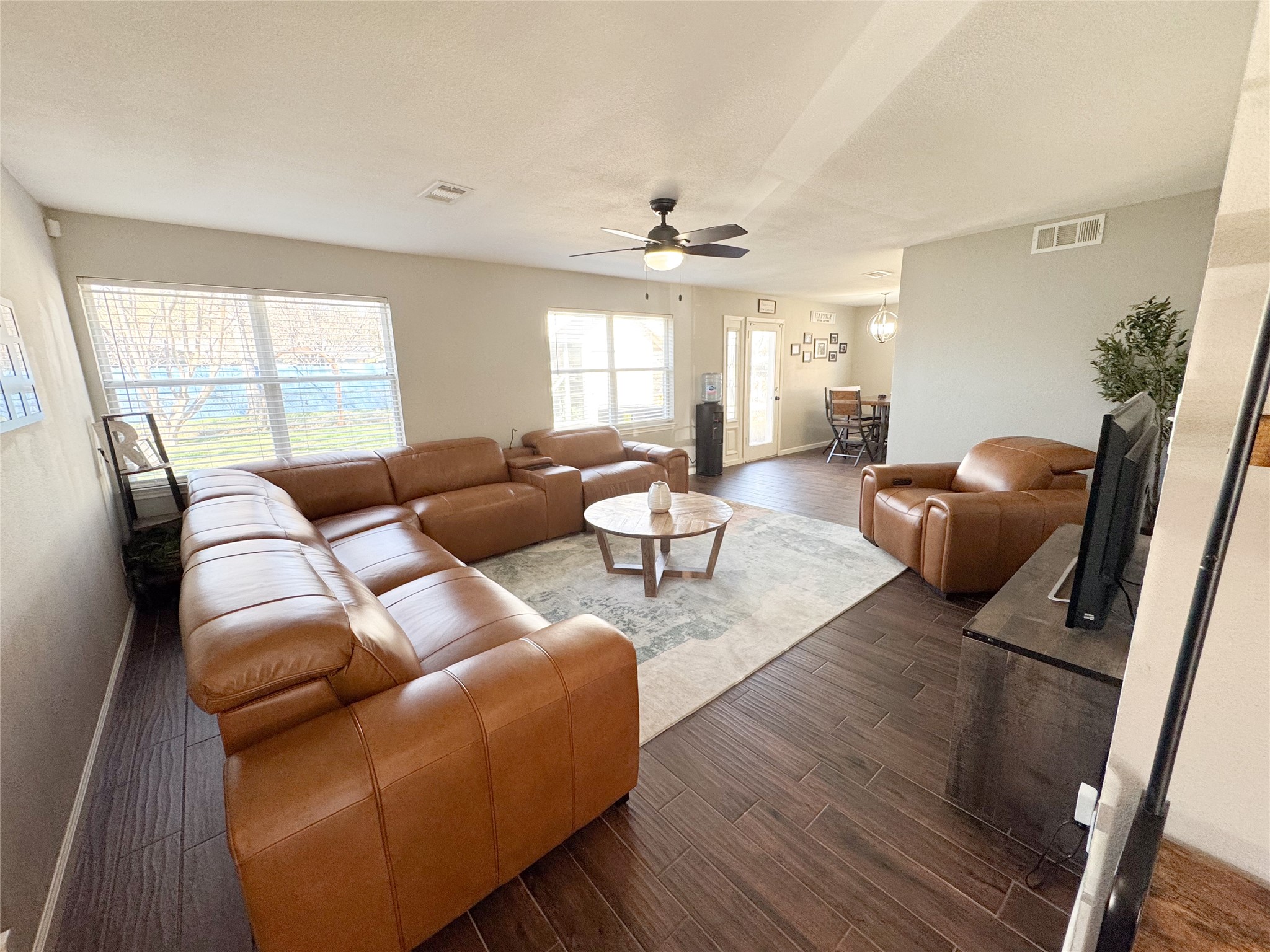 1719 Belmead Lane Irving TX 75061