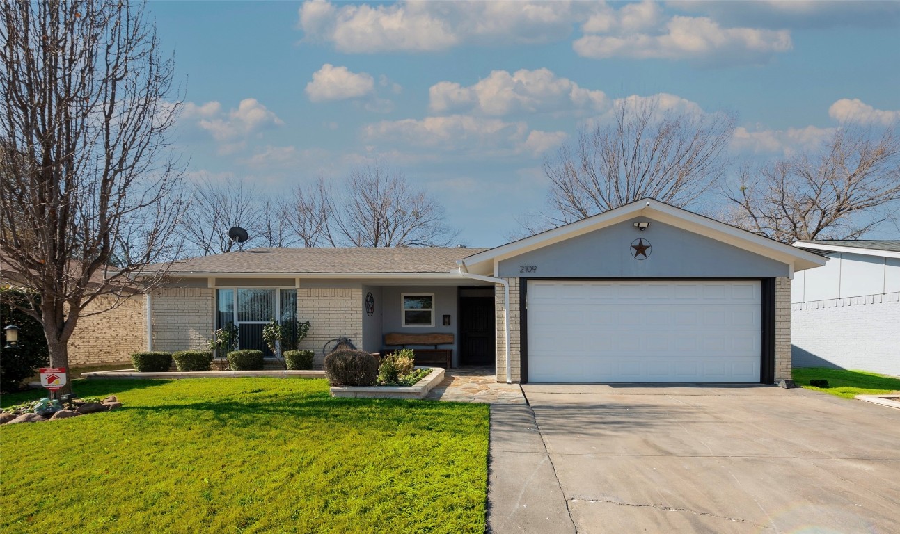 2109 Scarlet Oaks Drive Irving TX 75060