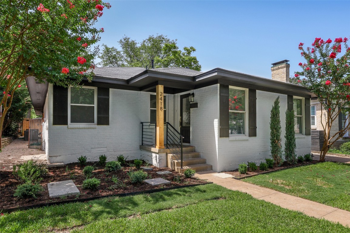 2418 Sunset Avenue Dallas TX 75211