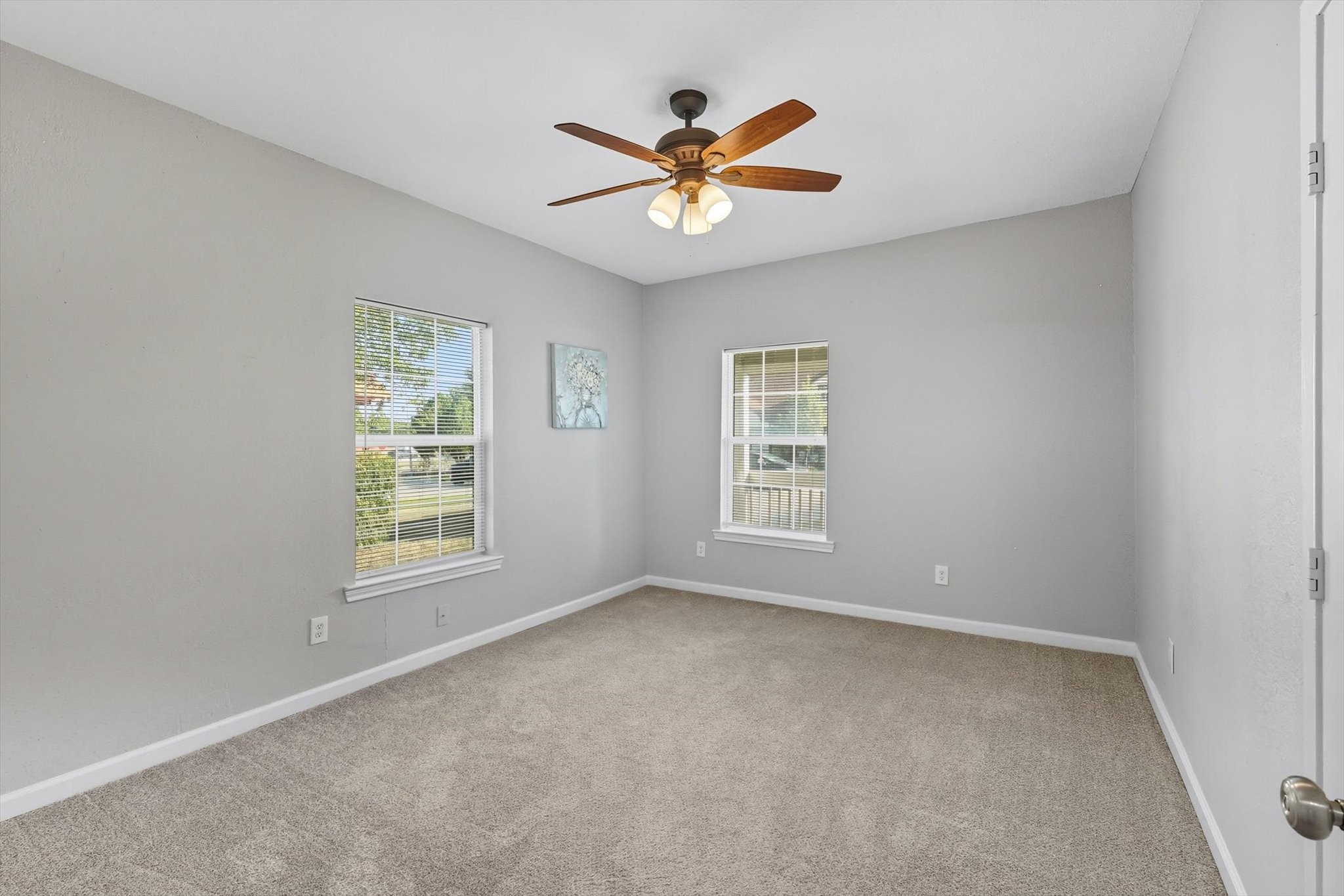 717 E Davis Avenue Fort Worth TX 76104