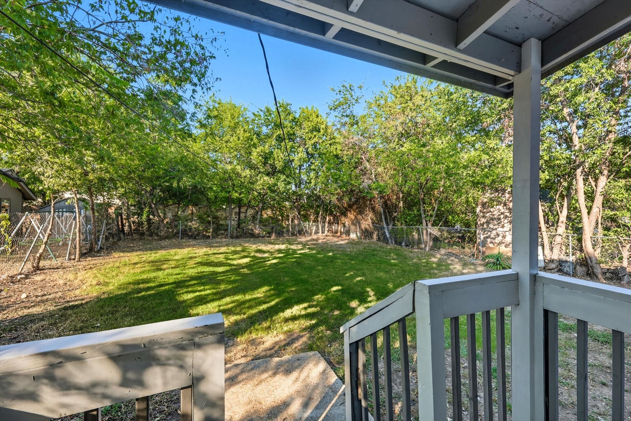 717 E Davis Avenue Fort Worth TX 76104