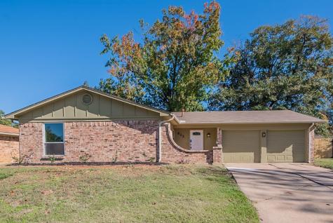 905 Kristin Court Arlington TX 76012