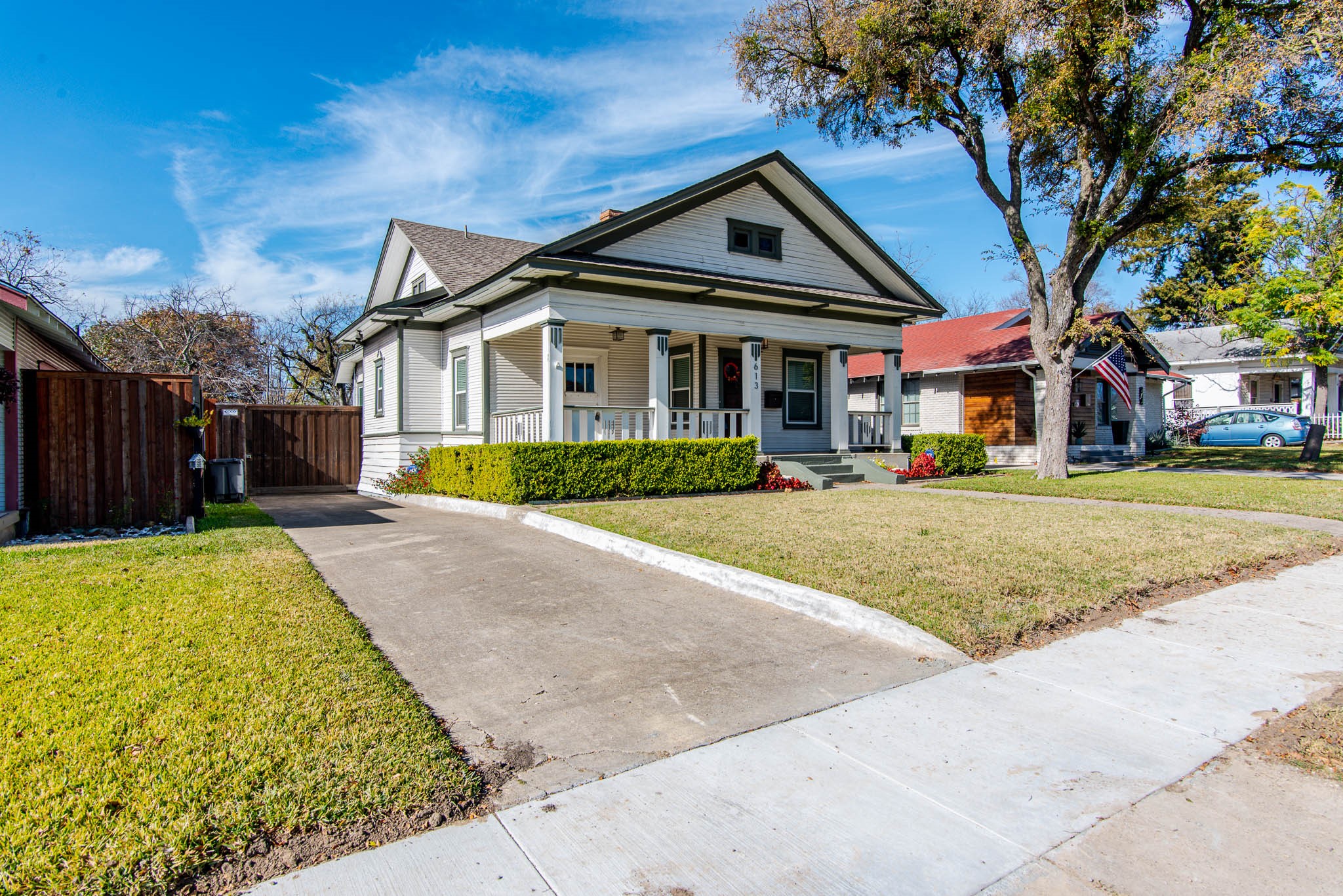 613 S Brighton Avenue Dallas TX 75208