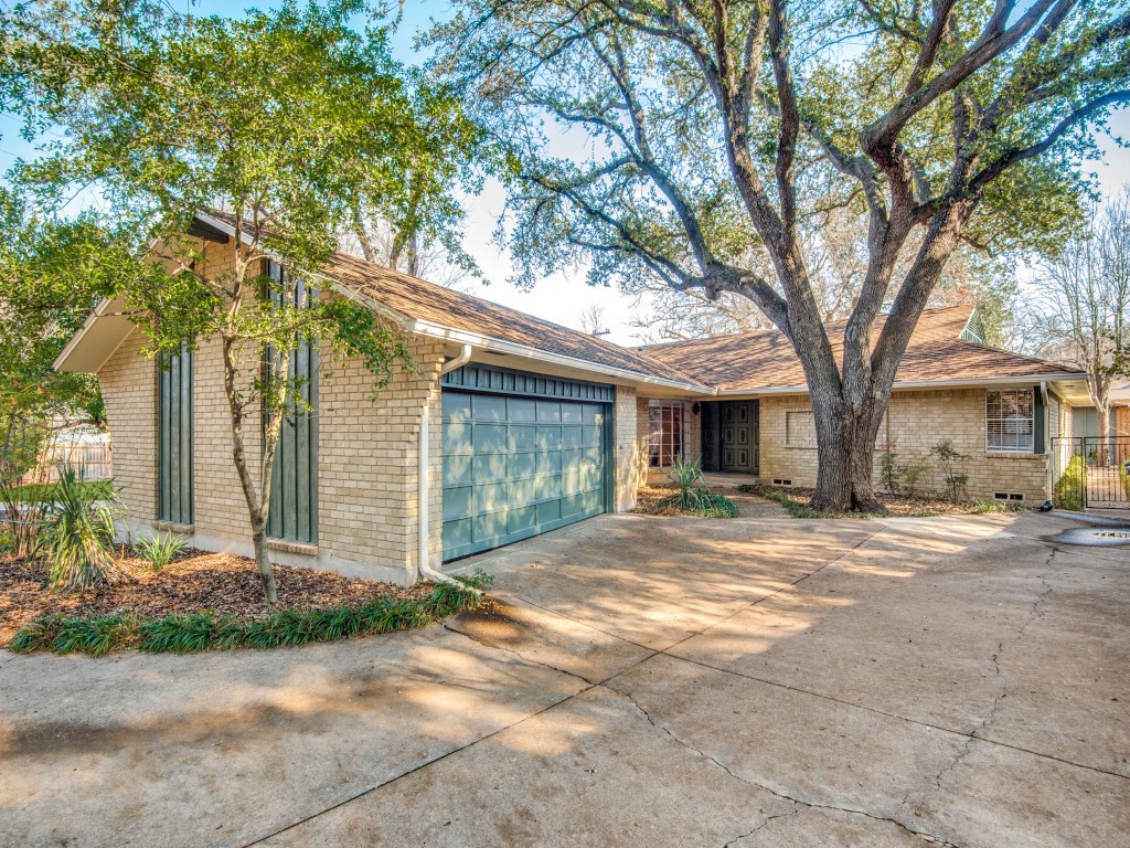 4416 Alderson Street Dallas TX 75214