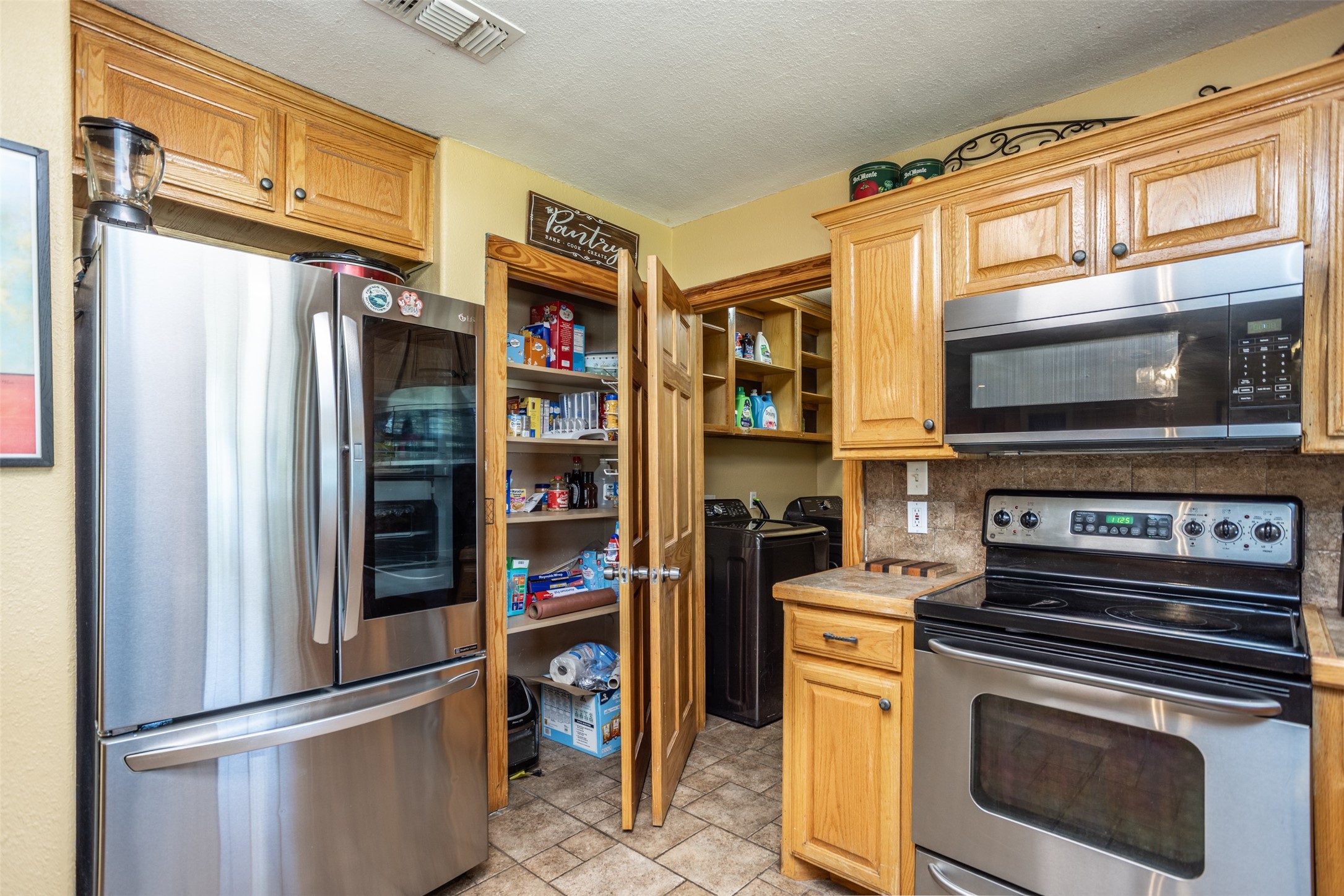 291 Old Spanish Trail Valley View TX 76272